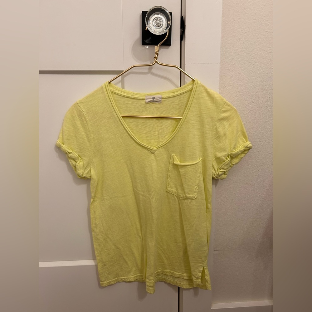 Anthropologie v neck t shirt